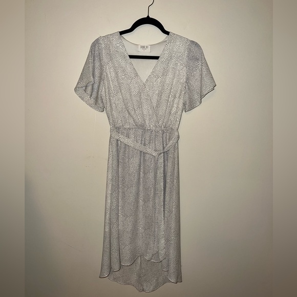 White Polka Dot Dress NWOT - Picture 1 of 6
